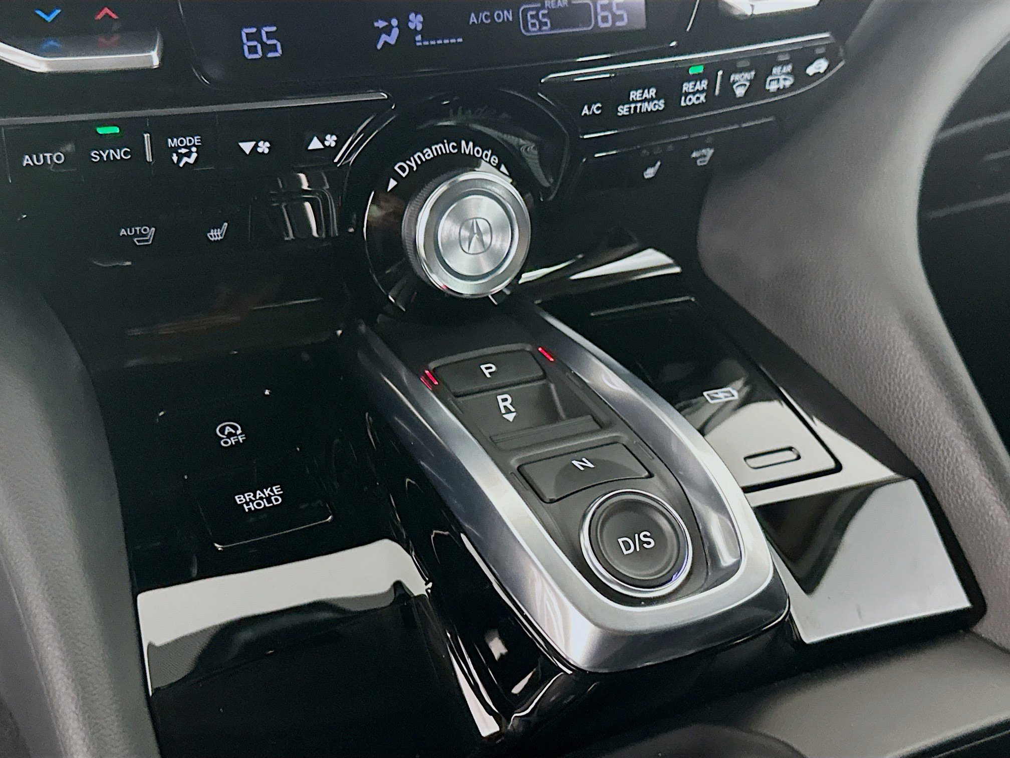 Used 2024 Acura MDX FWD image 24