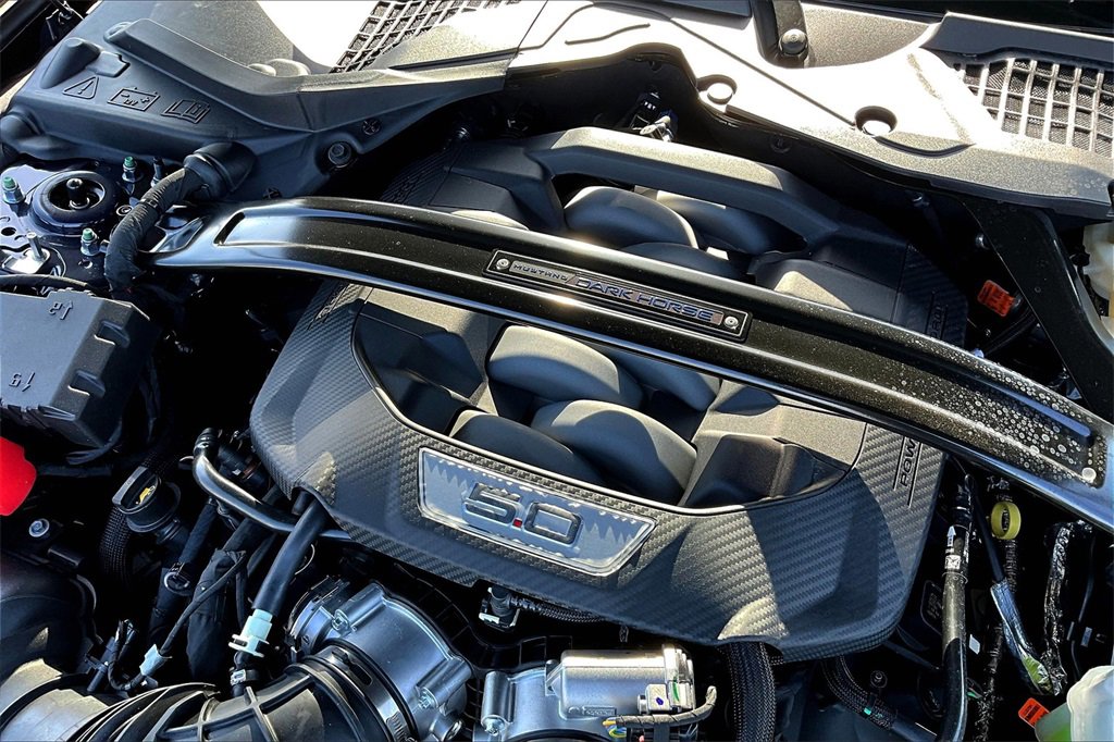 New 2025 Ford Mustang Dark Horse image 30