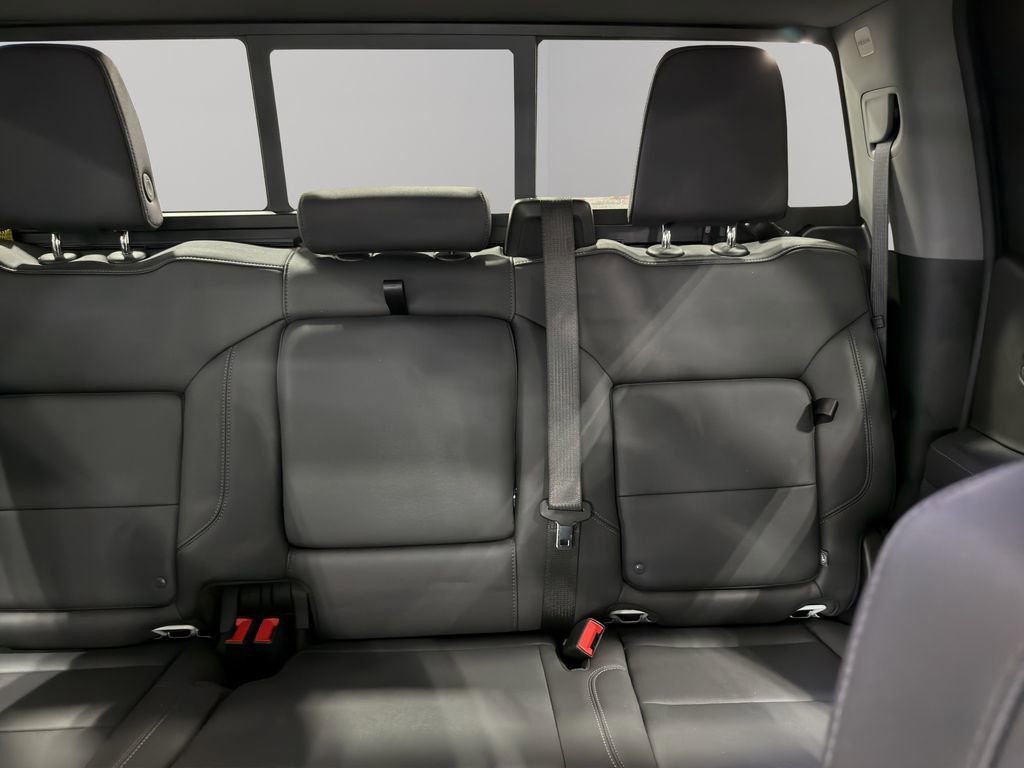 Used 2025 Chevrolet Silverado 1500 RST image 38