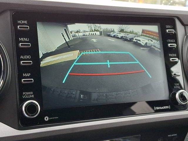 Used 2023 Toyota Tacoma TRD Off-Road image 19