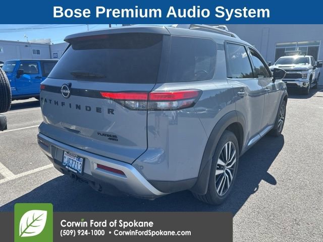 Used 2023 Nissan Pathfinder Platinum image 3