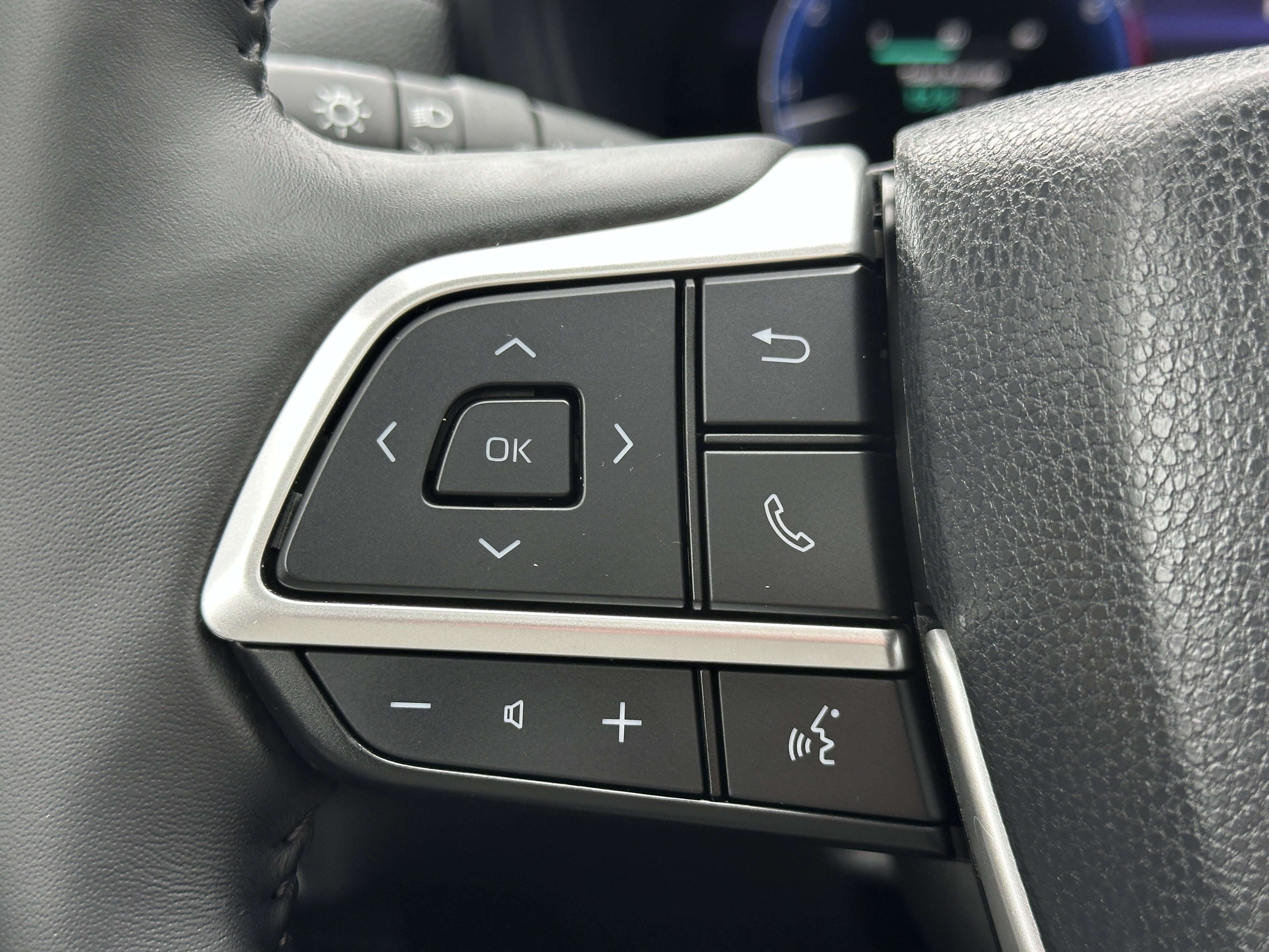 Used 2025 Toyota Grand Highlander AWD image 46