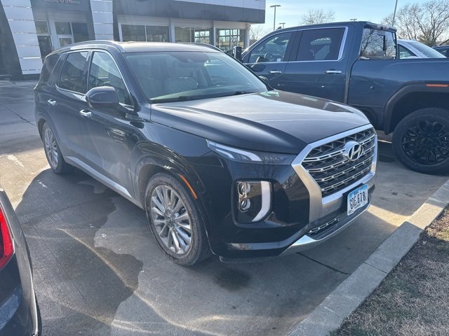 Used 2020 Hyundai Palisade Limited image 2