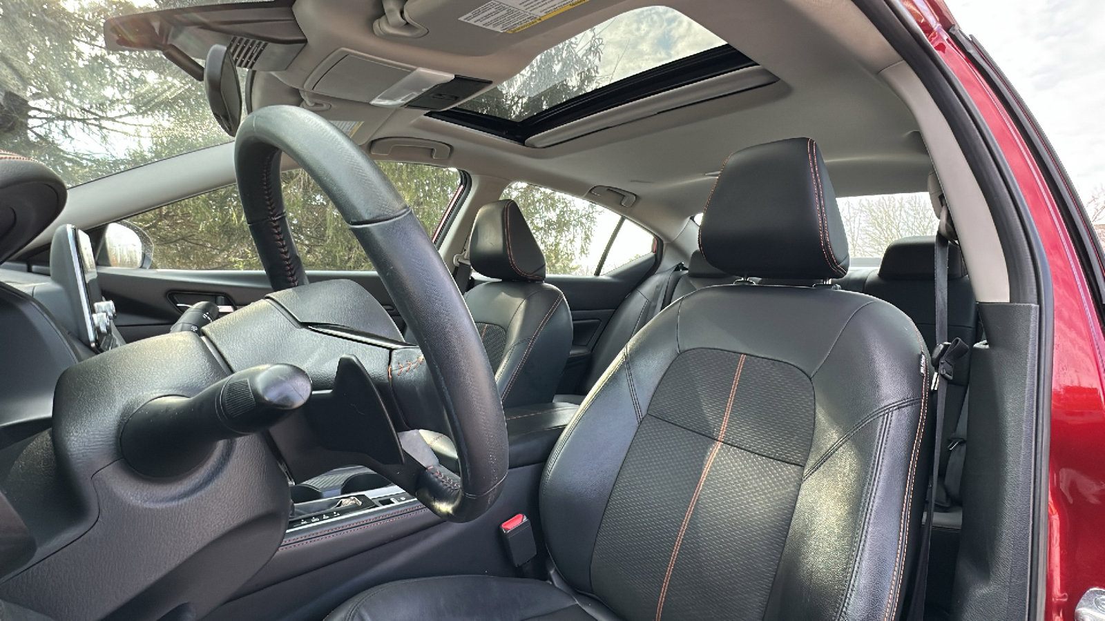 Certified 2020 Nissan Altima 2.5 SR w/ Premium Package image 14