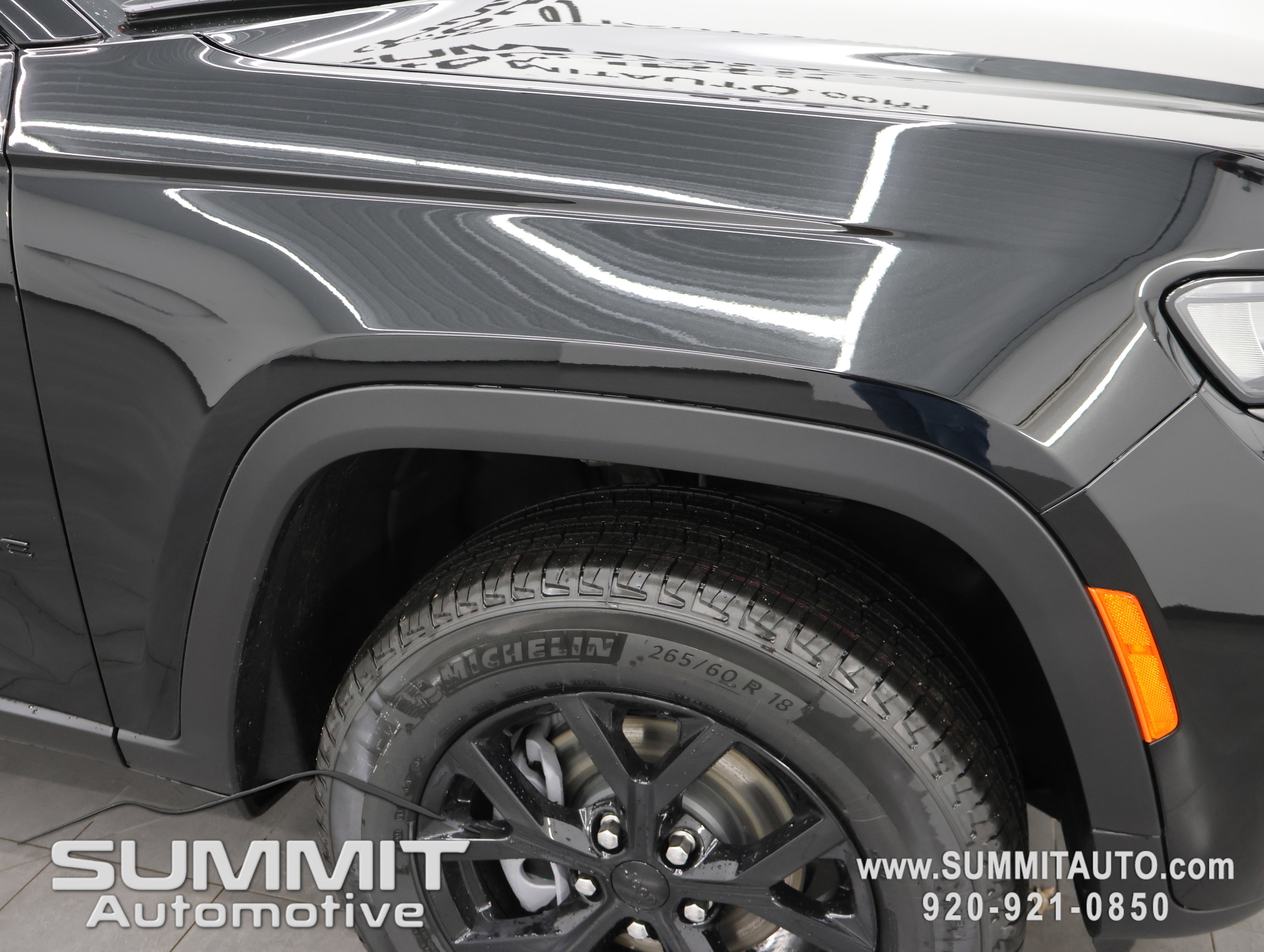 New 2026 Jeep Grand Cherokee Altitude AWD/4WD image 24