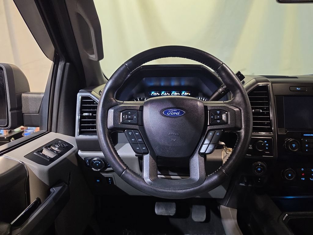 Used 2020 Ford F150 XLT w/ Equipment Group 302A Luxury AWD/4WD image 11