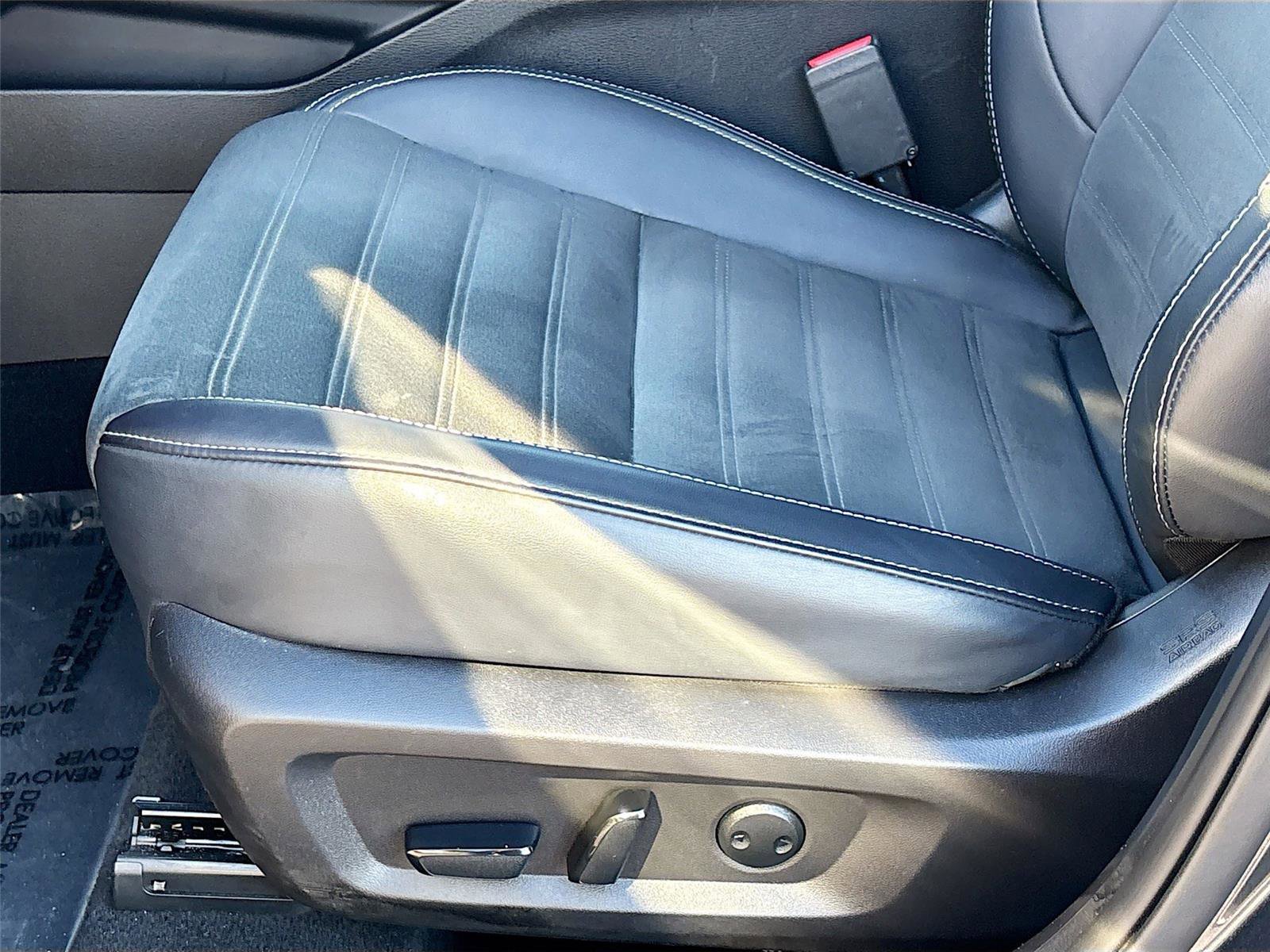 Used 2024 Mitsubishi Outlander SE image 22