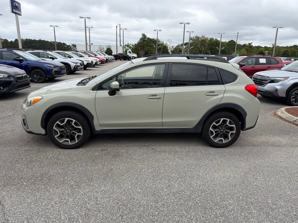 Used 2017 Subaru Crosstrek 2.0i Premium AWD/4WD image 11