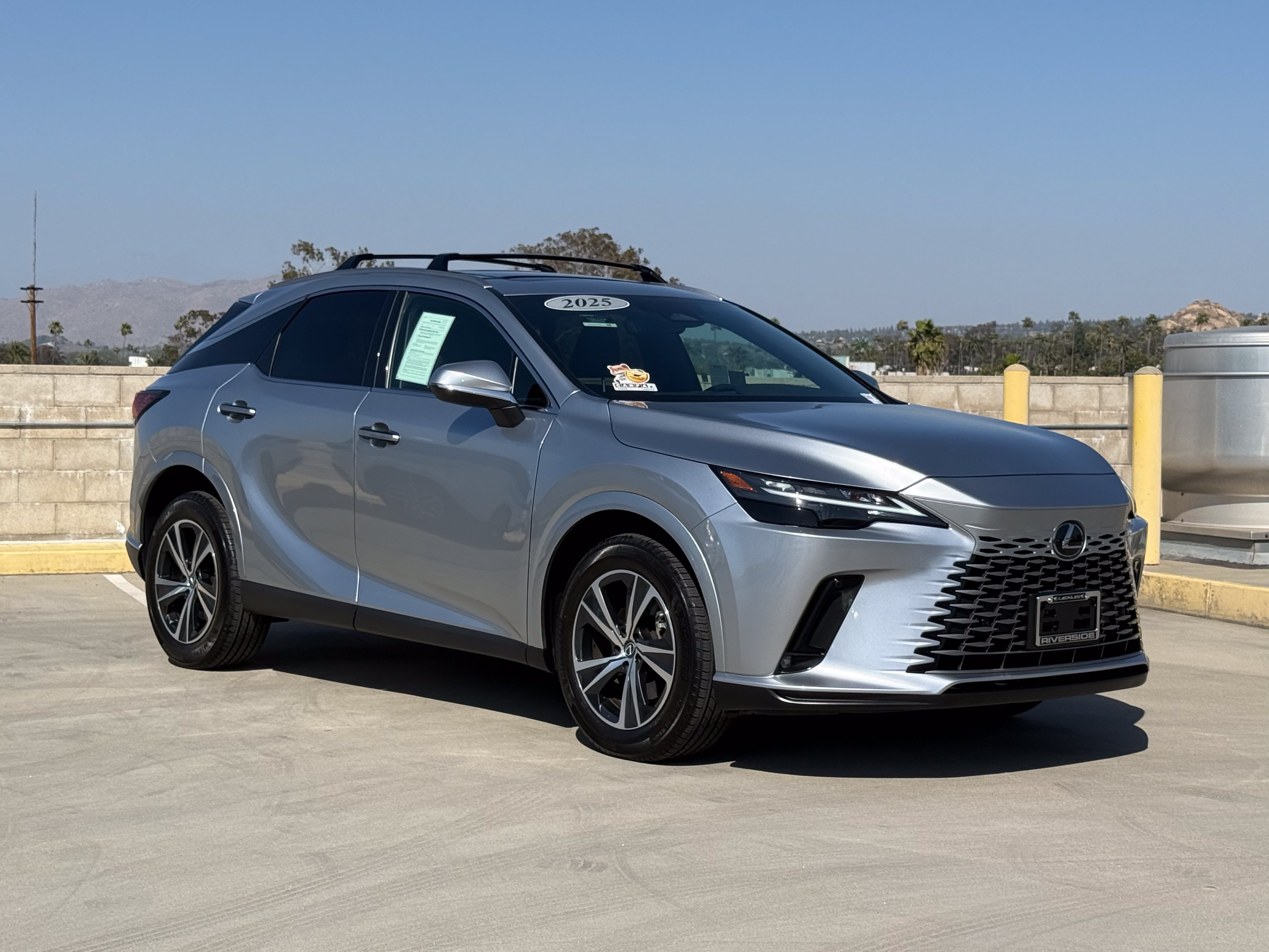 Certified 2025 Lexus RX 350 FWD w/ Technology Package image 2