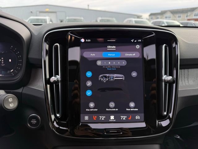 New 2026 Volvo XC40 B5 Core w/ Protection Package Premier AWD/4WD image 20