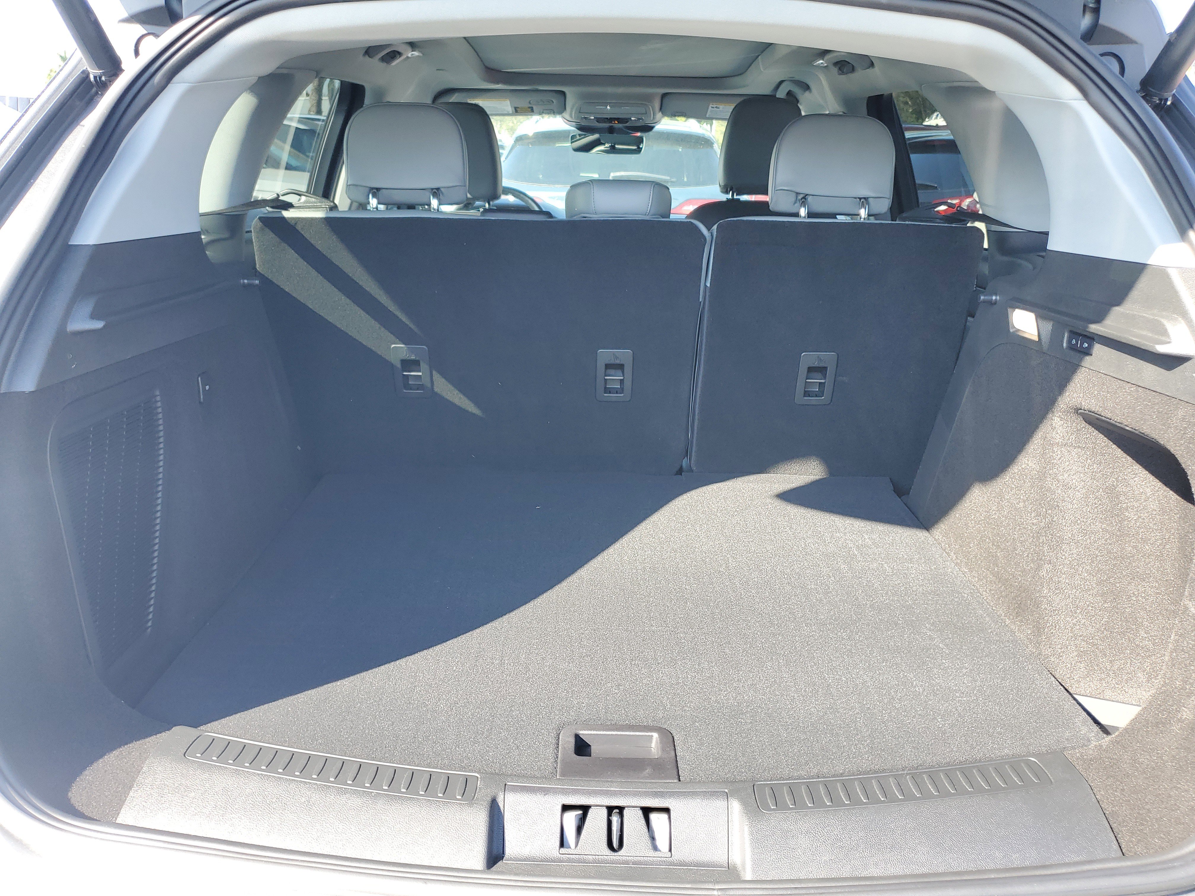 Certified 2022 Lincoln Corsair Reserve w/ Equipment Group 201A image 6