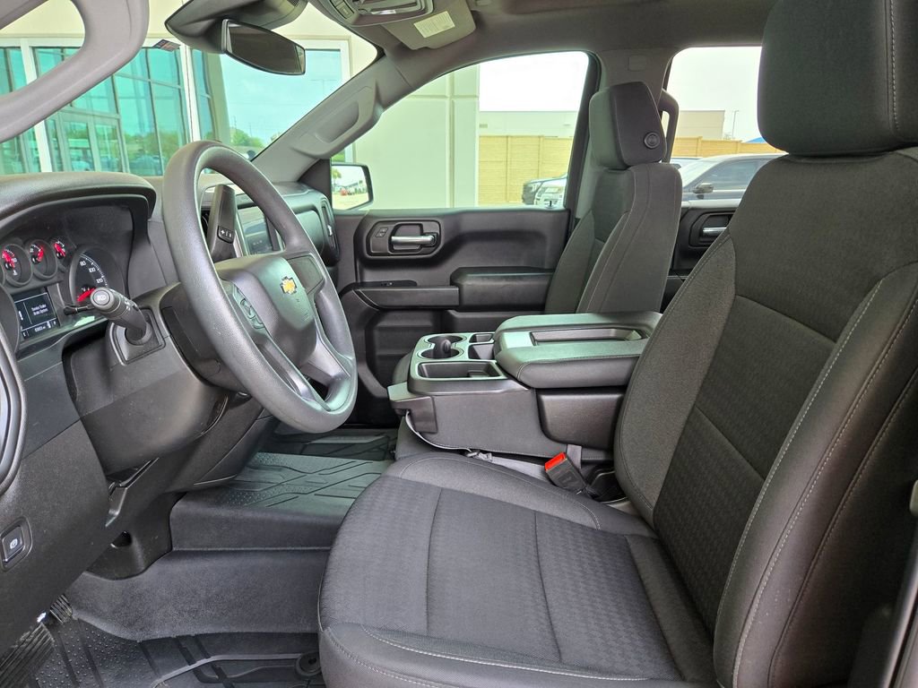 Used 2024 Chevrolet Silverado 1500 Custom RWD image 10