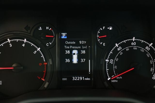 Used 2024 Toyota 4Runner SR5 RWD image 57