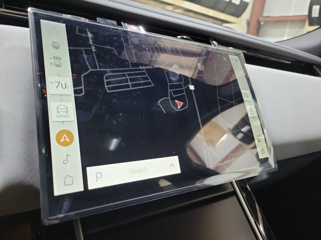 New 2026 Land Rover Range Rover Velar Dynamic SE AWD/4WD image 33