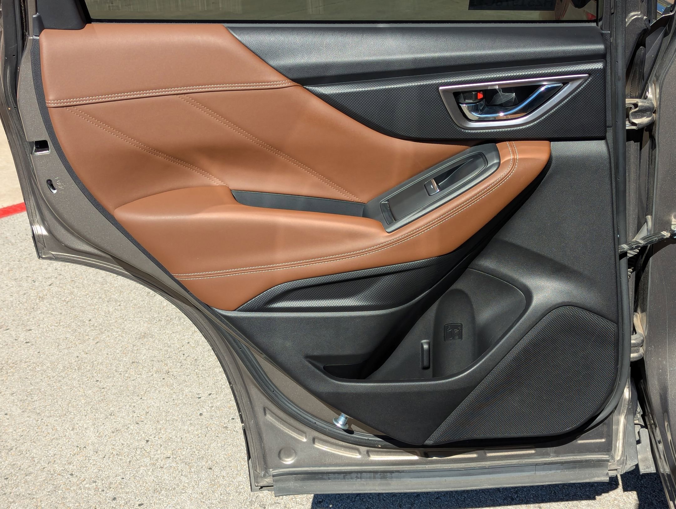 Used 2020 Subaru Forester Touring image 16