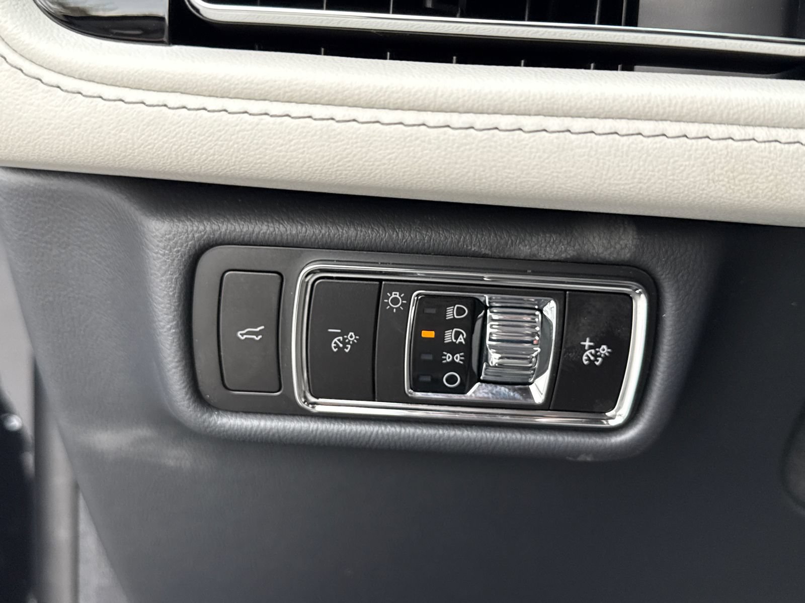 New 2025 Lincoln Aviator Reserve w/ Equipment Group 201A AWD/4WD image 28