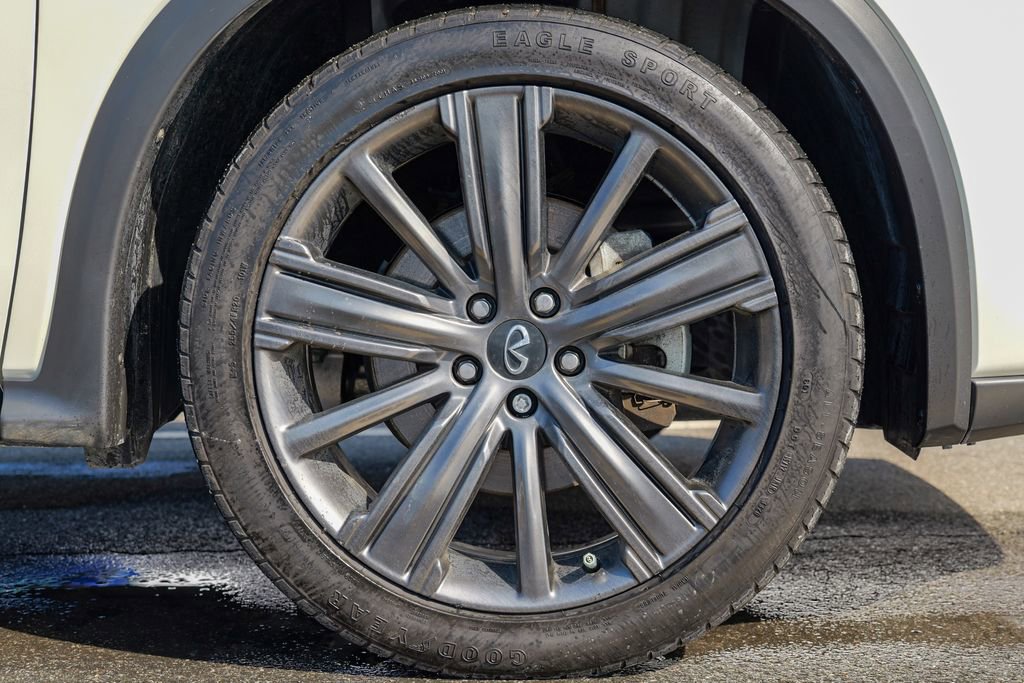 Used 2020 INFINITI QX50 Essential w/ Edition 30 Package image 12