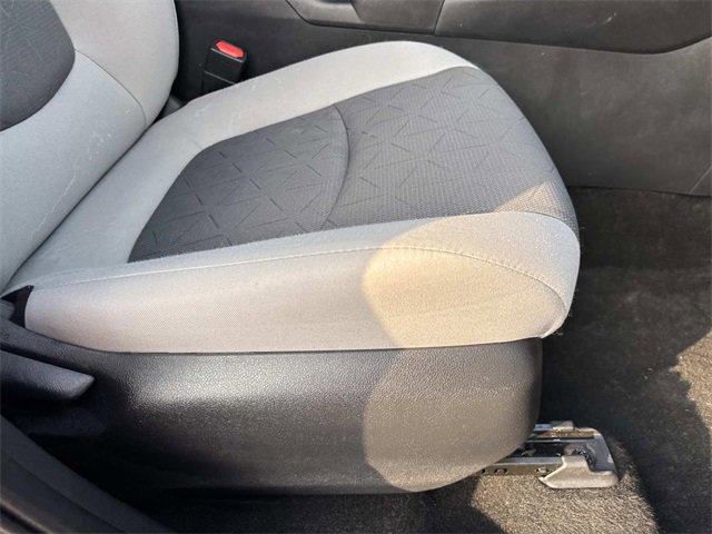 Used 2020 Toyota RAV4 XLE image 11