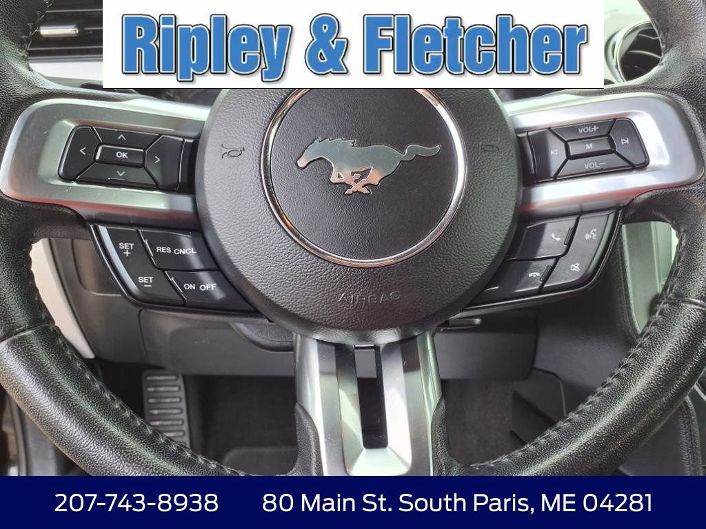 Used 2017 Ford Mustang Premium image 16
