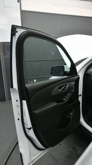 Used 2020 Chevrolet Traverse LT AWD/4WD image 10