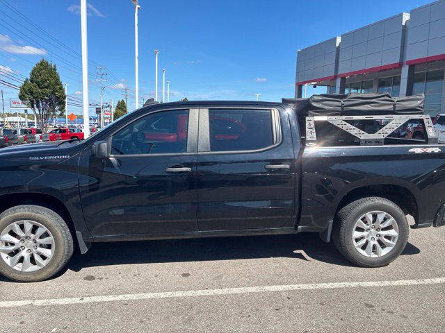 Used 2022 Chevrolet Silverado 1500 Custom AWD/4WD image 3