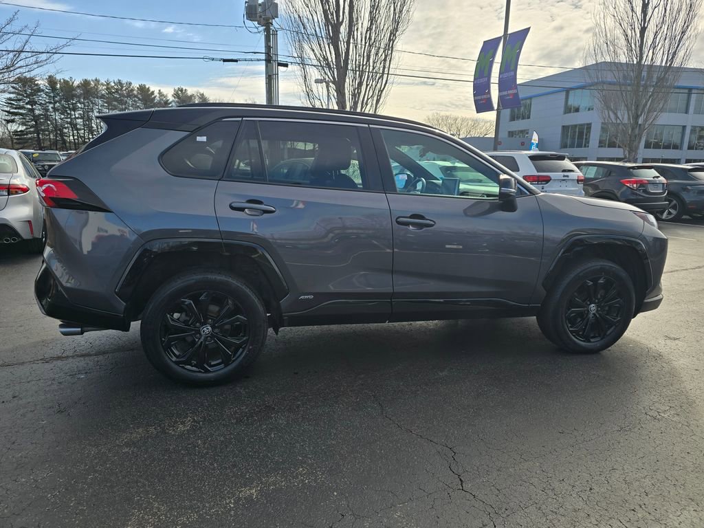 Certified 2022 Toyota RAV4 XSE w/ XSE Grade Weather Package AWD/4WD image 7