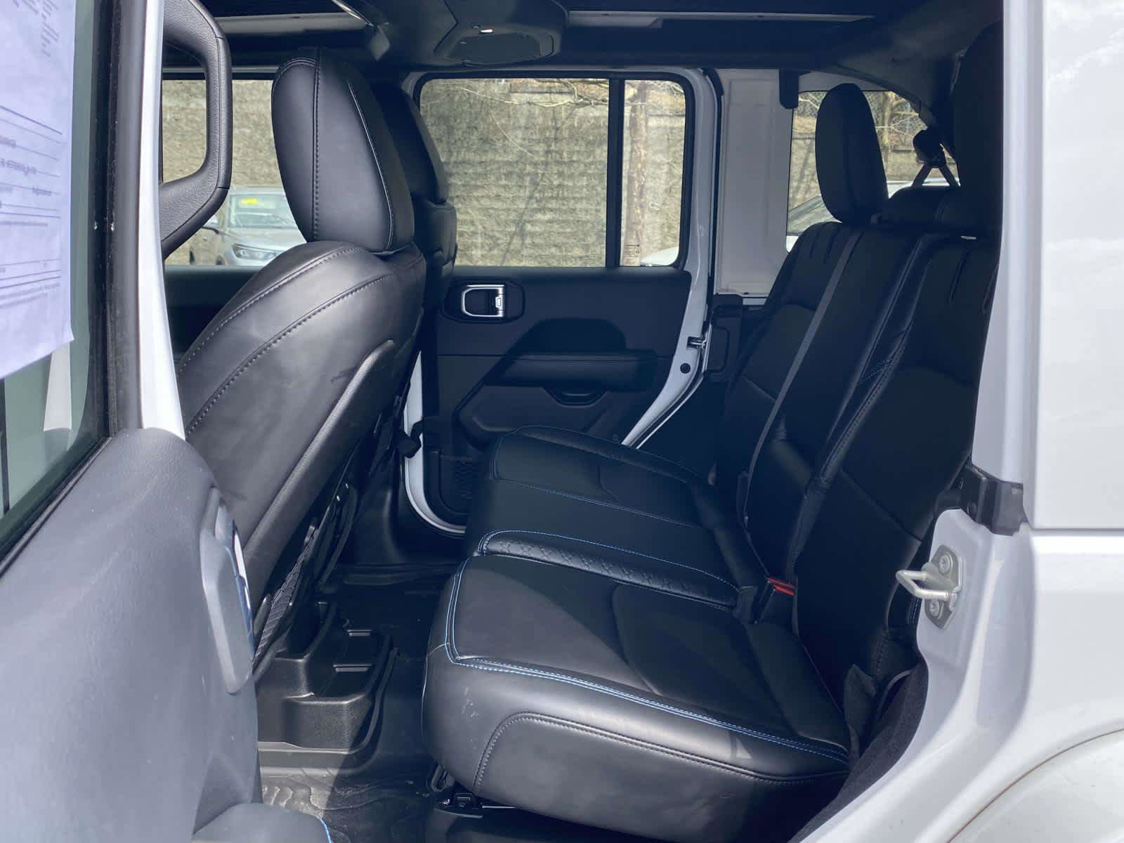 Used 2024 Jeep Wrangler High Altitude image 23