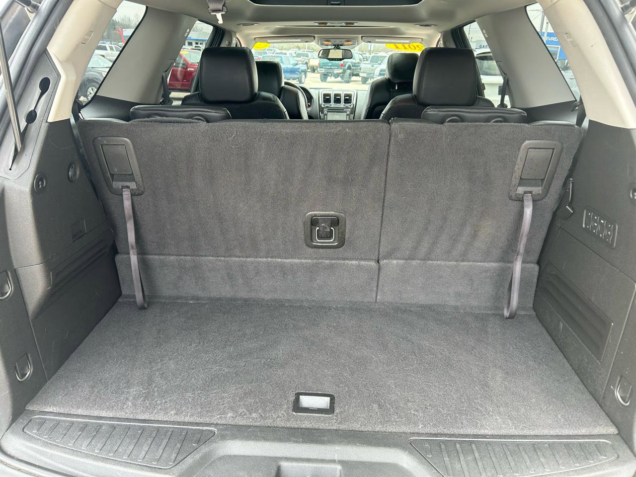 Used 2011 GMC Acadia Denali image 18