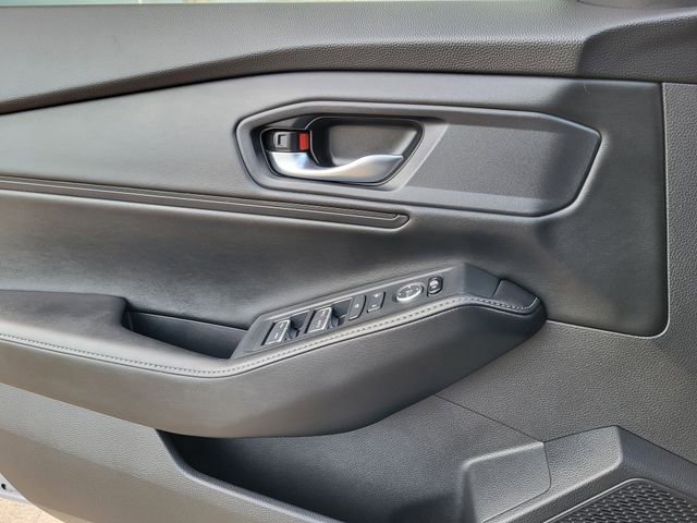 Used 2023 Honda Accord Sport image 13