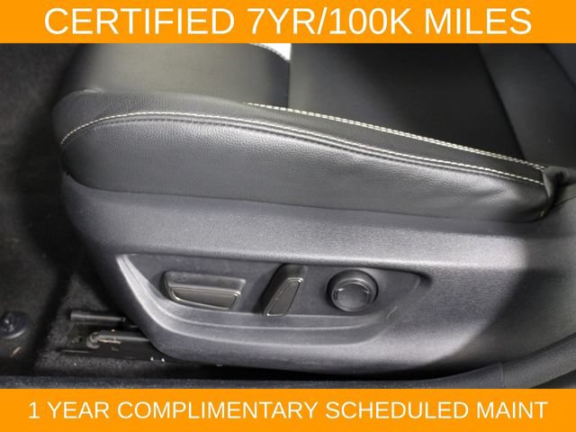 Used 2025 Toyota Camry SE FWD image 17
