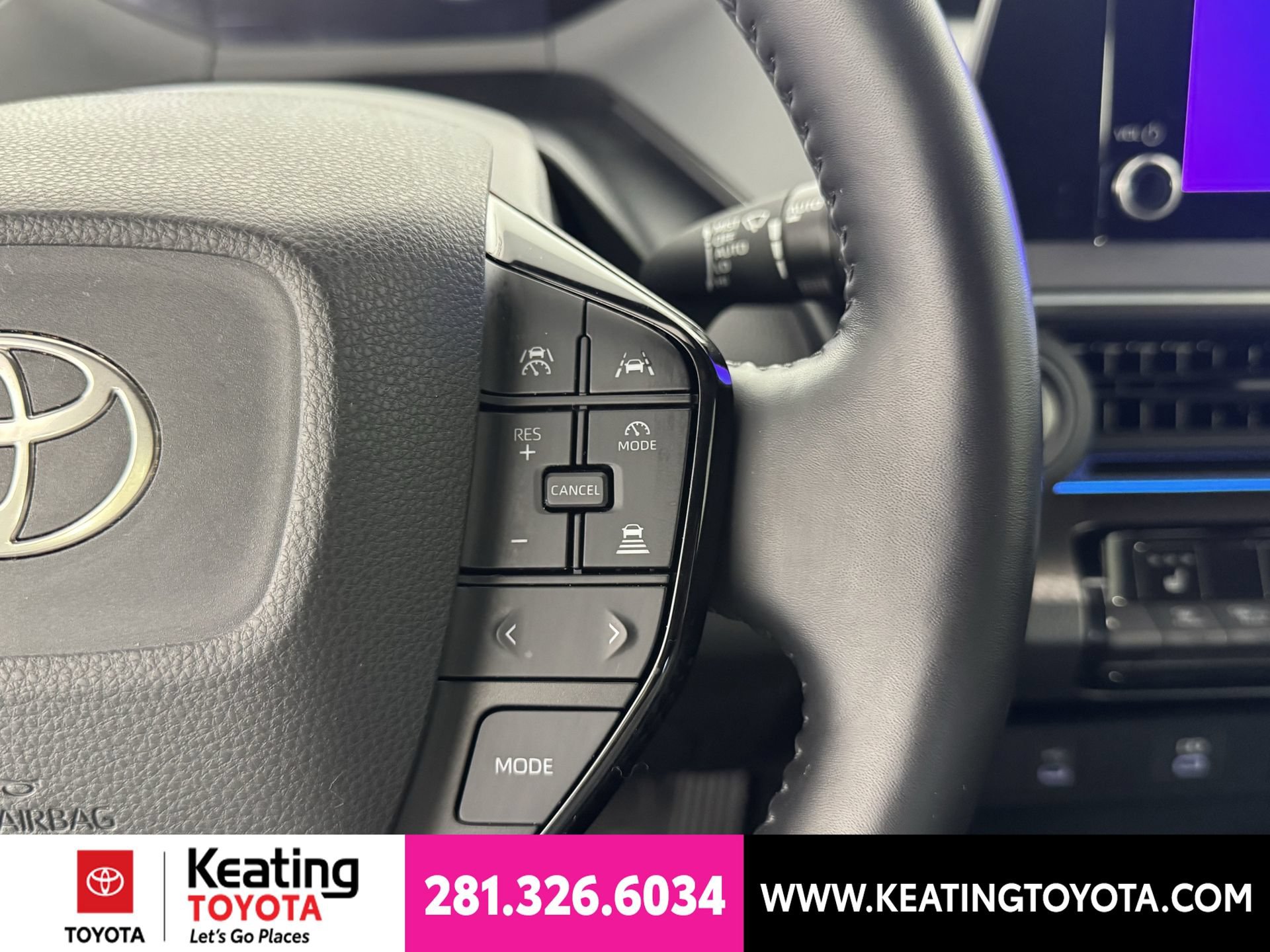 Certified 2024 Toyota Prius XLE FWD image 28