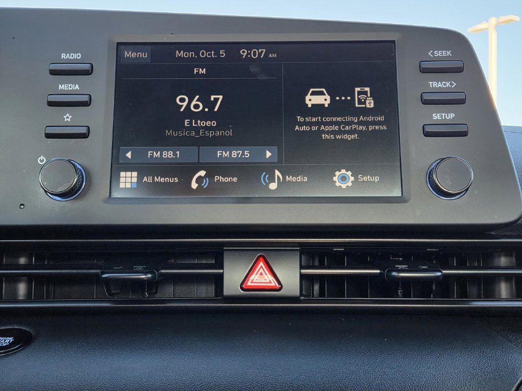 Used 2025 Hyundai Elantra Sport FWD image 27