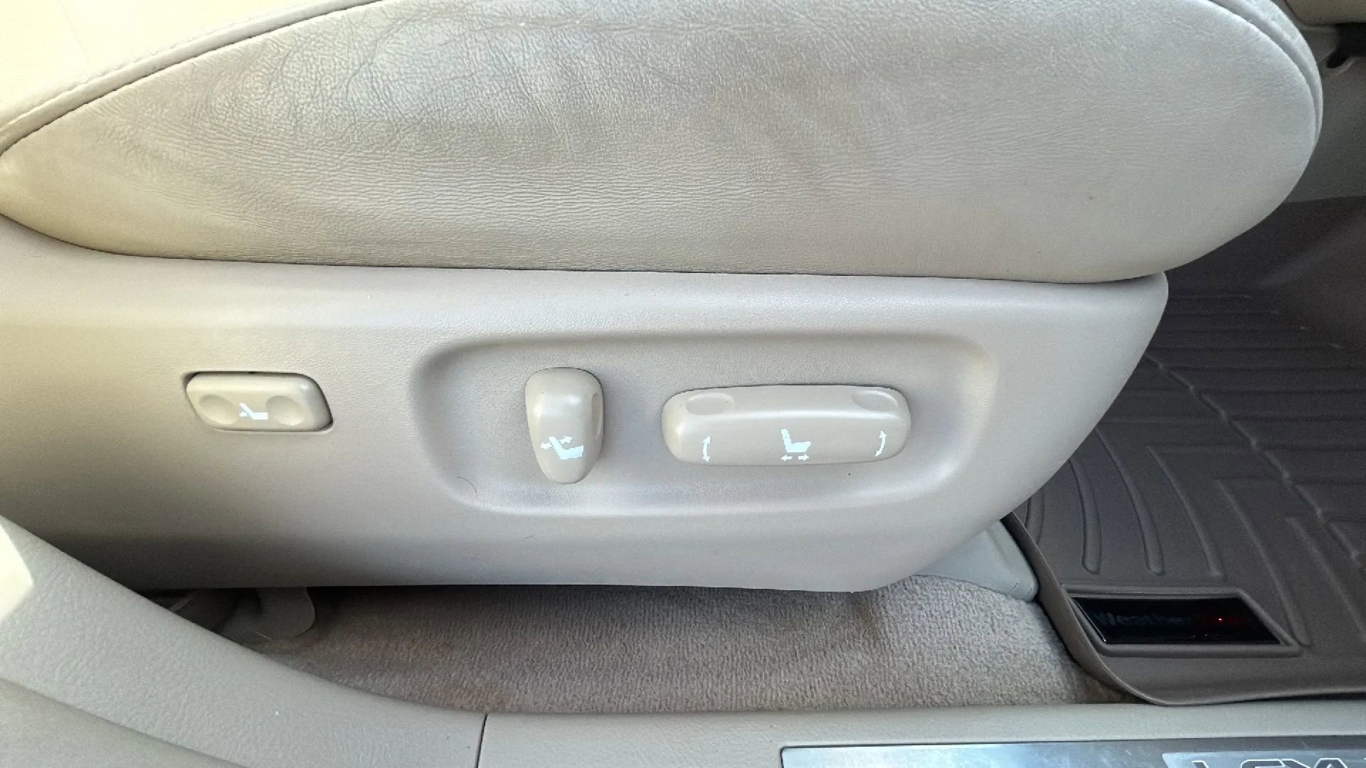 Used 2006 Lexus RX 330 FWD image 43