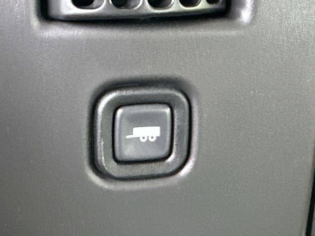New 2026 Chevrolet Express 2500 w/ Driver Convenience Package RWD image 19
