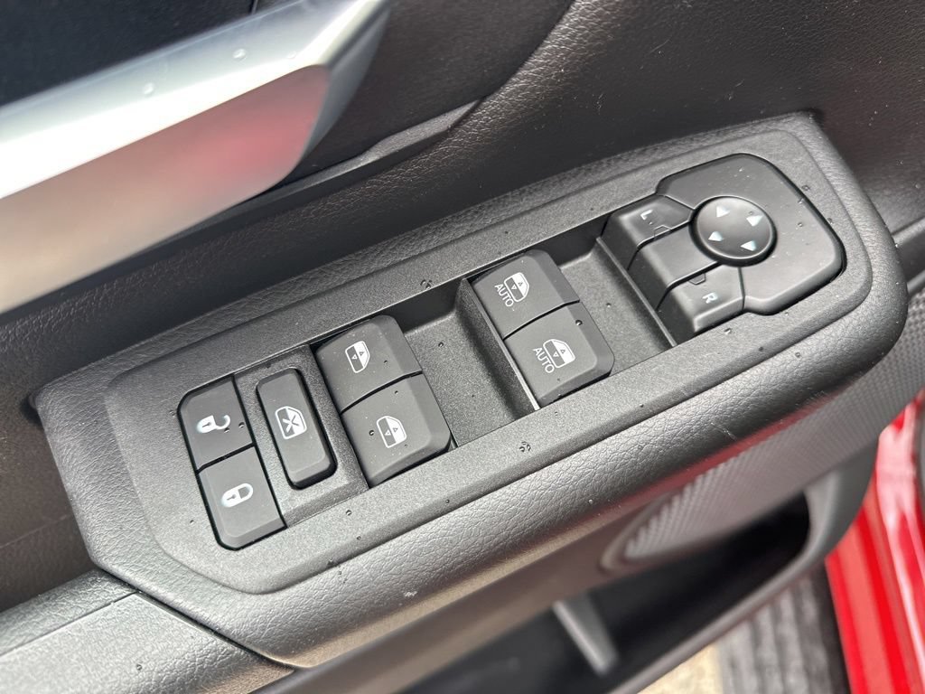 New 2026 RAM 1500 Express AWD/4WD image 12