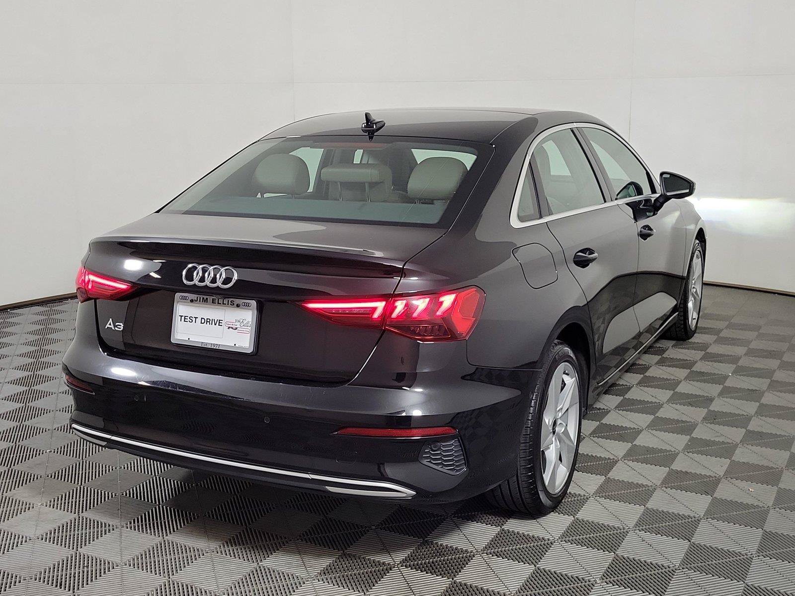 Used 2024 Audi A3 2.0T Premium FWD image 6