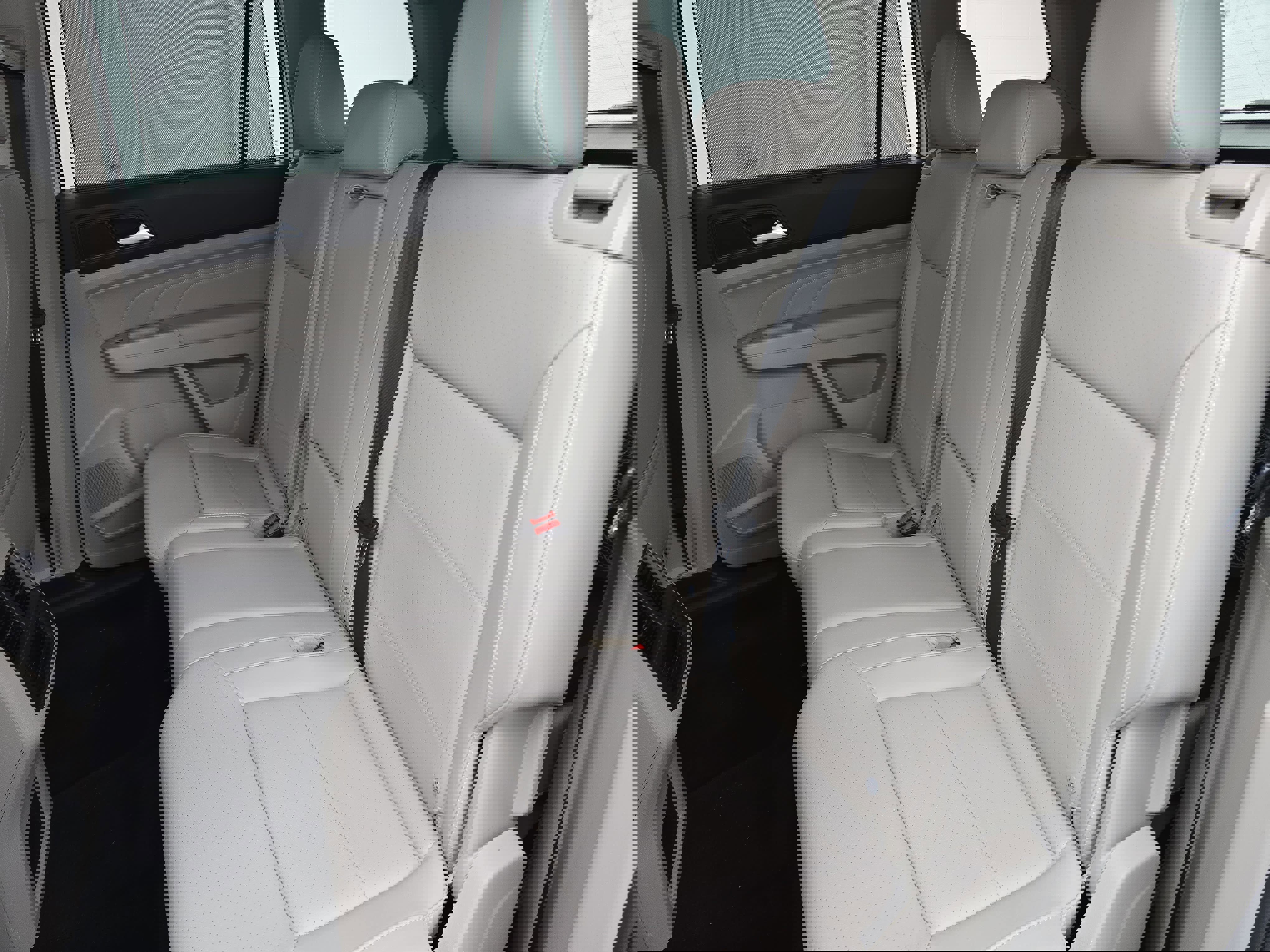 Used 2022 Volkswagen Atlas SE image 15