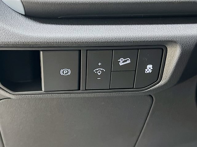 New 2027 Kia Seltos LX FWD image 10