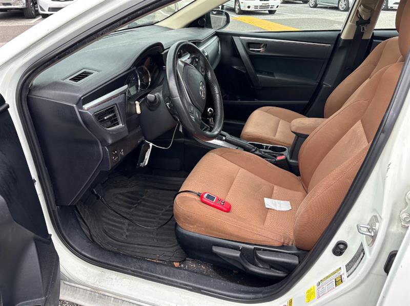 Used 2015 Toyota Corolla LE FWD image 4