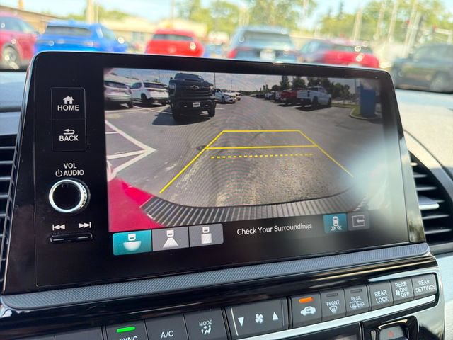 Used 2025 Honda Odyssey Touring image 23