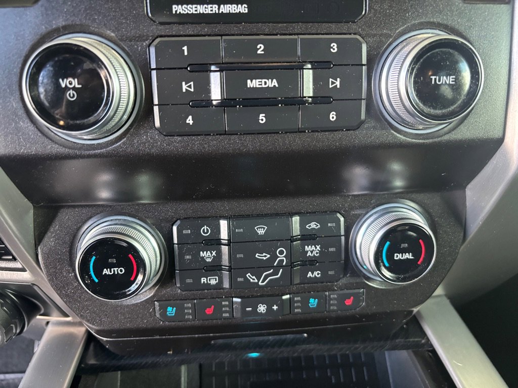 Used 2020 Ford F250 Platinum AWD/4WD image 15