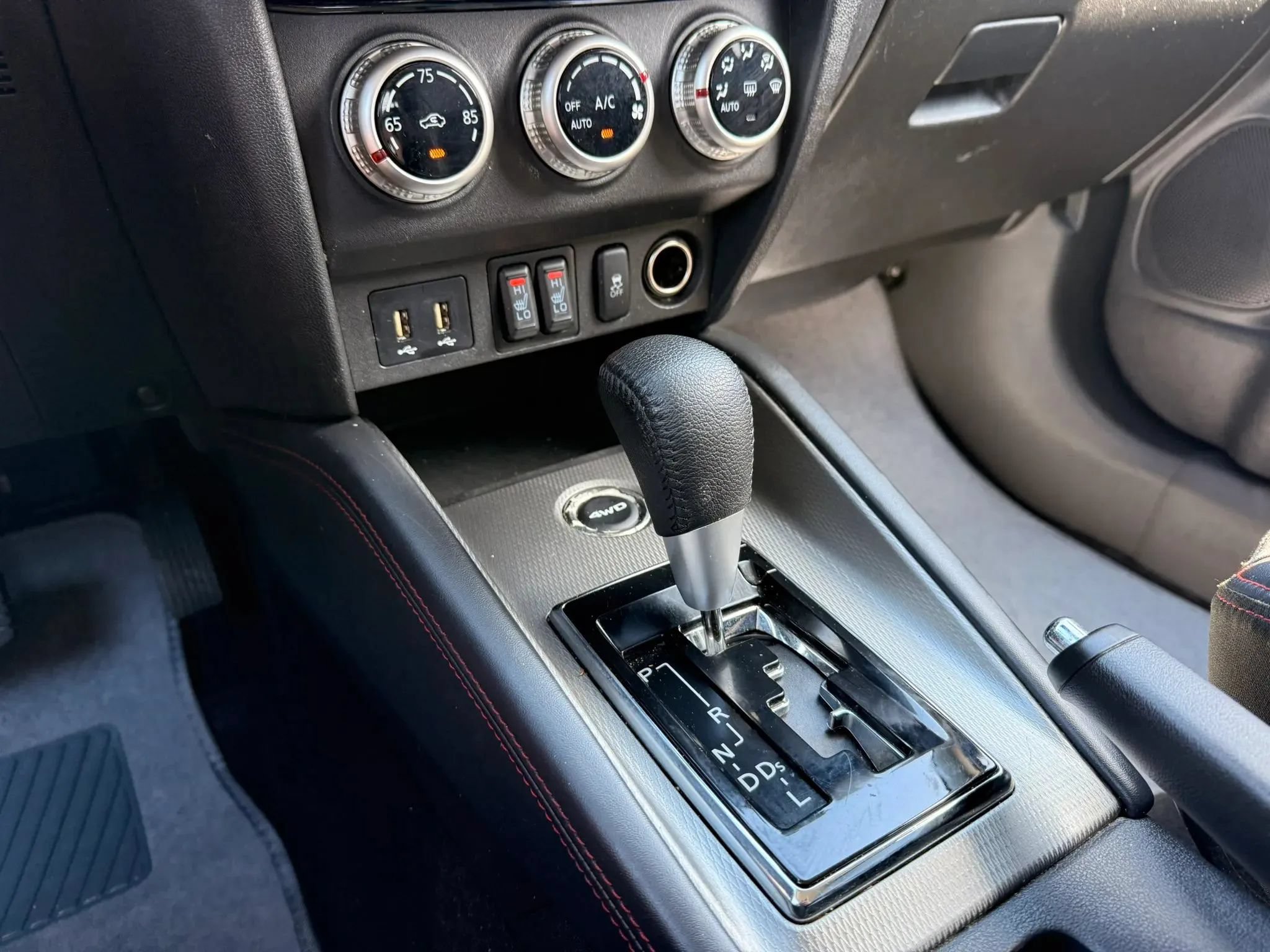 Used 2023 Mitsubishi Outlander Sport SE AWD/4WD image 15