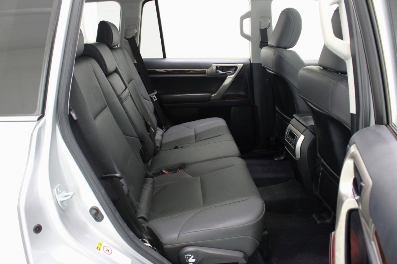 Used 2019 Lexus GX 460 Premium AWD/4WD image 45