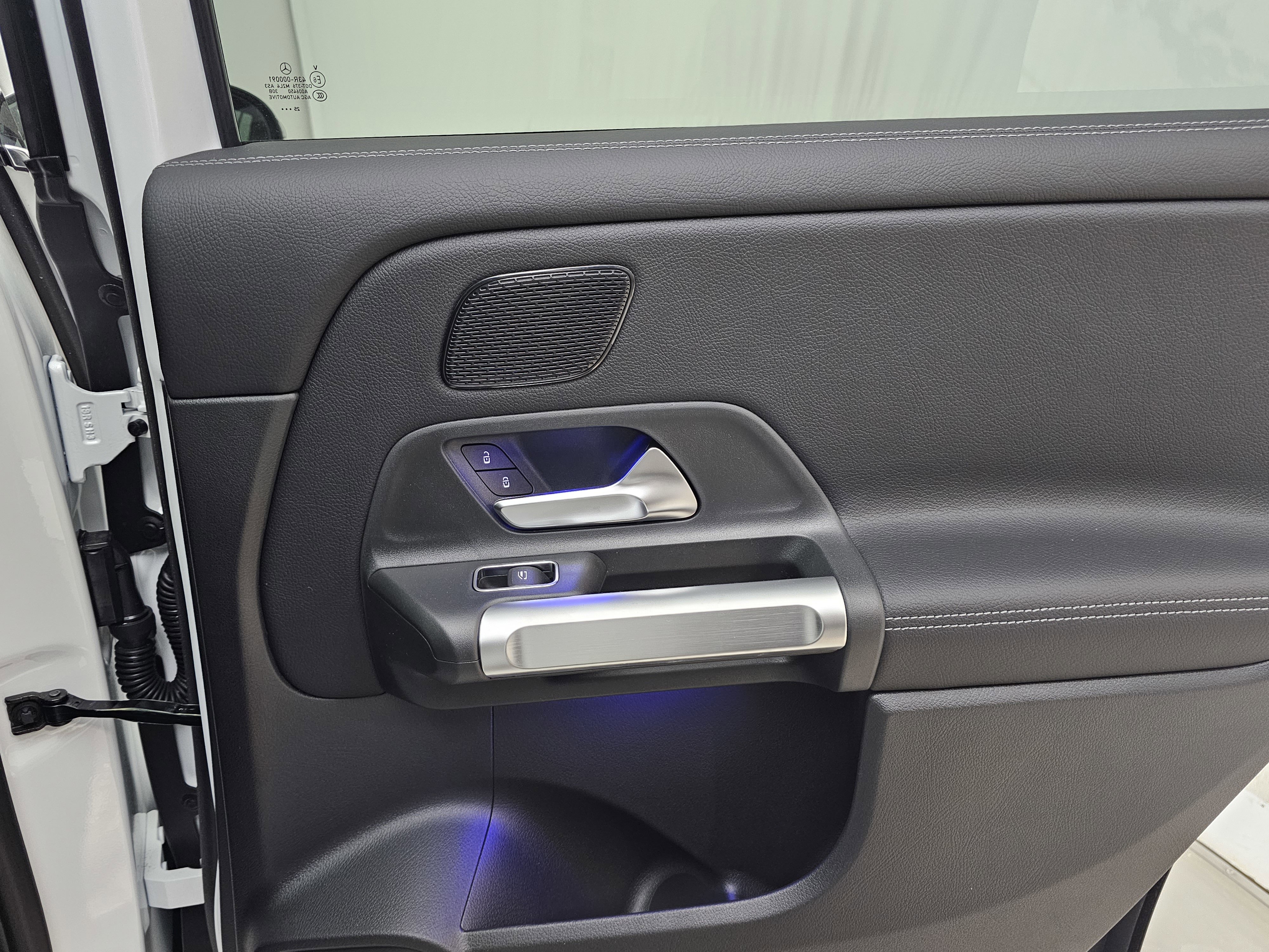 New 2026 Mercedes-Benz GLB 250 4MATIC image 32