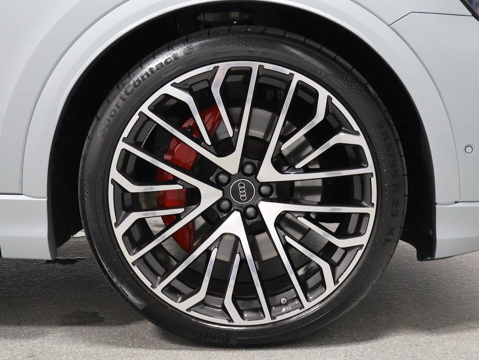 Used 2024 Audi SQ8 Prestige AWD/4WD image 12