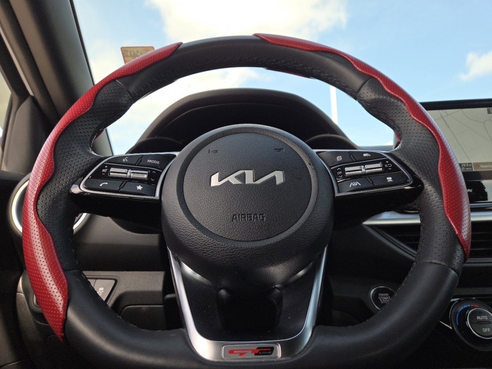 Used 2024 Kia Forte GT-Line image 26