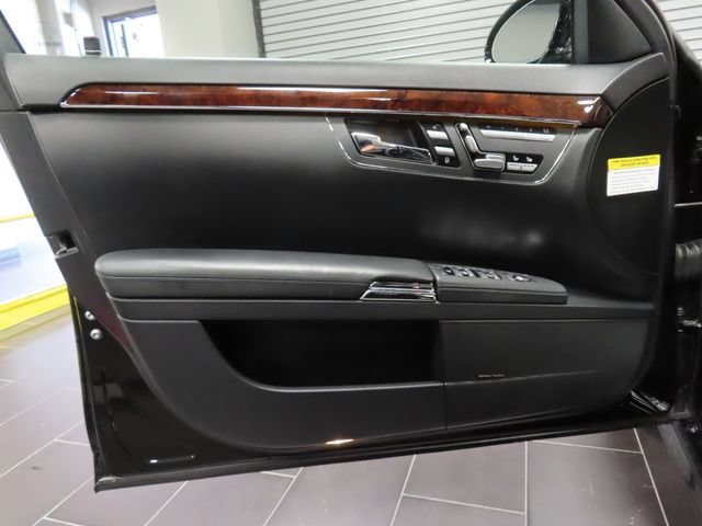 Used 2008 Mercedes-Benz S 63 AMG image 9