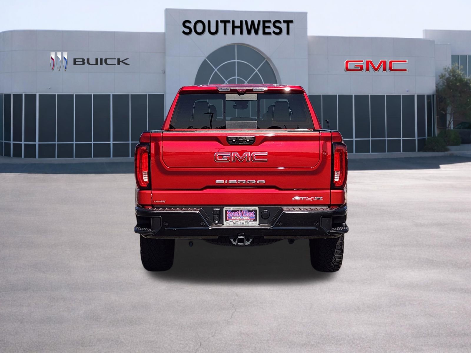 Used 2024 GMC Sierra 1500 AT4X image 8