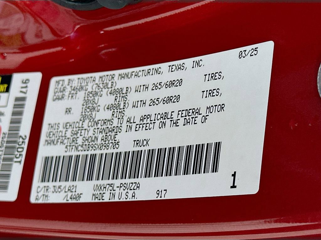 Used 2025 Toyota Tundra Platinum AWD/4WD image 33