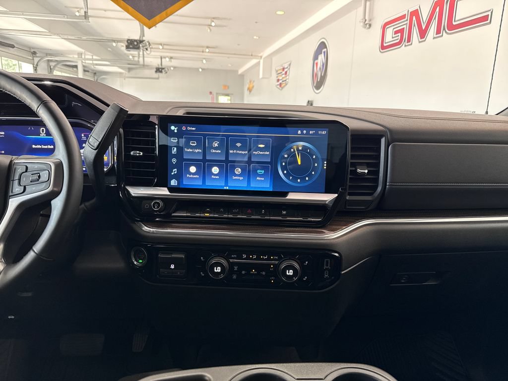 Certified 2023 Chevrolet Silverado 1500 LT AWD/4WD image 19